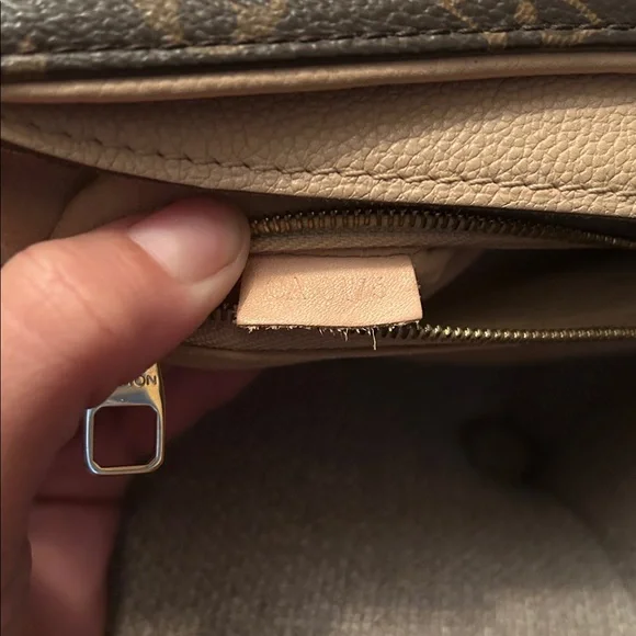 Louis Vuitton Pallas Chain Shoulder Monogram bag authentic - Picture 13 of 17